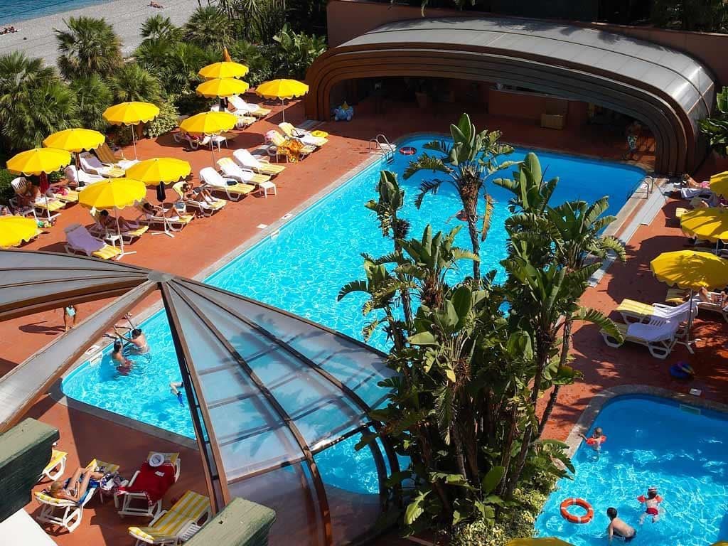 pools-outdoor-pool