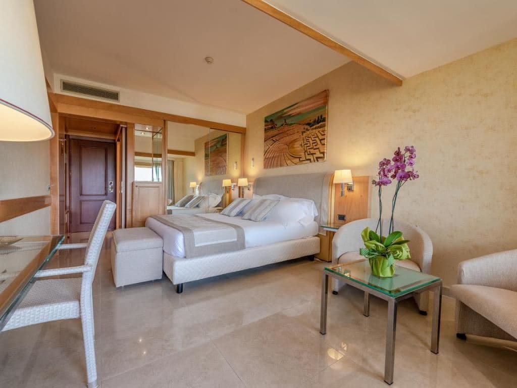 rooms-superior-room-pool-side-with-balcony-or-terrace-with-promo-op1