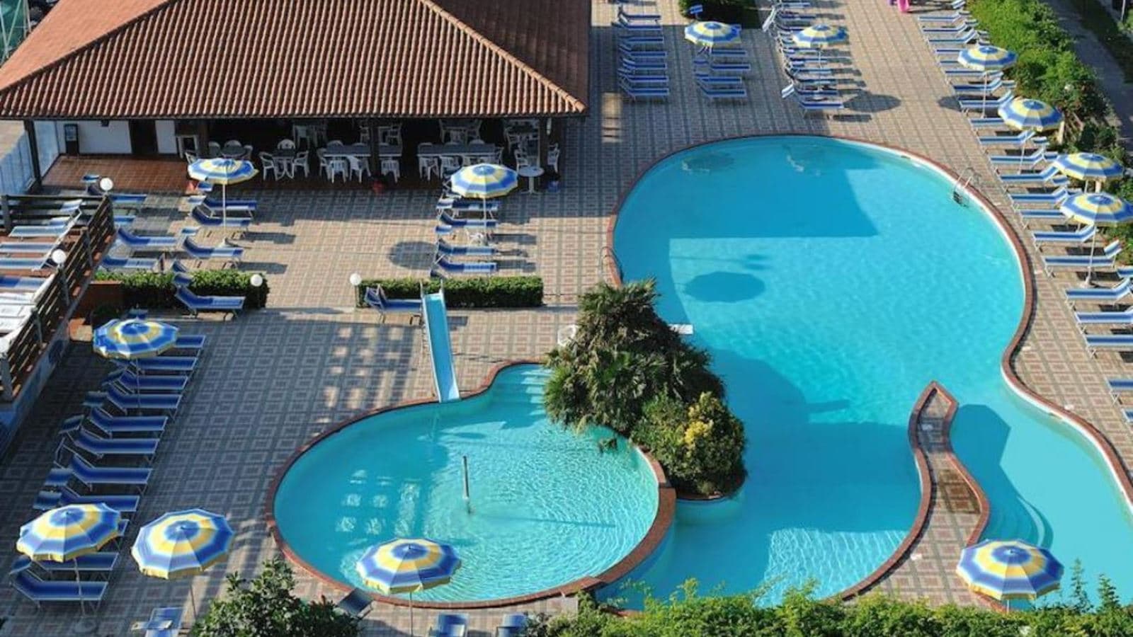 pools-outdoor-pool