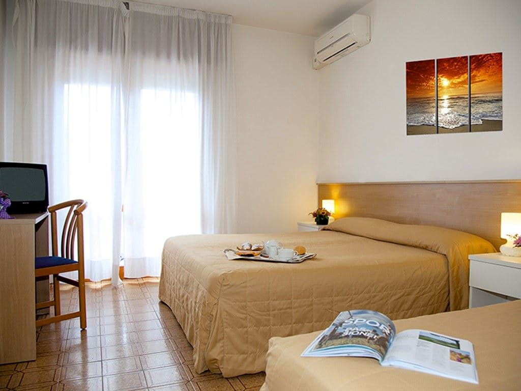 rooms-standard-room