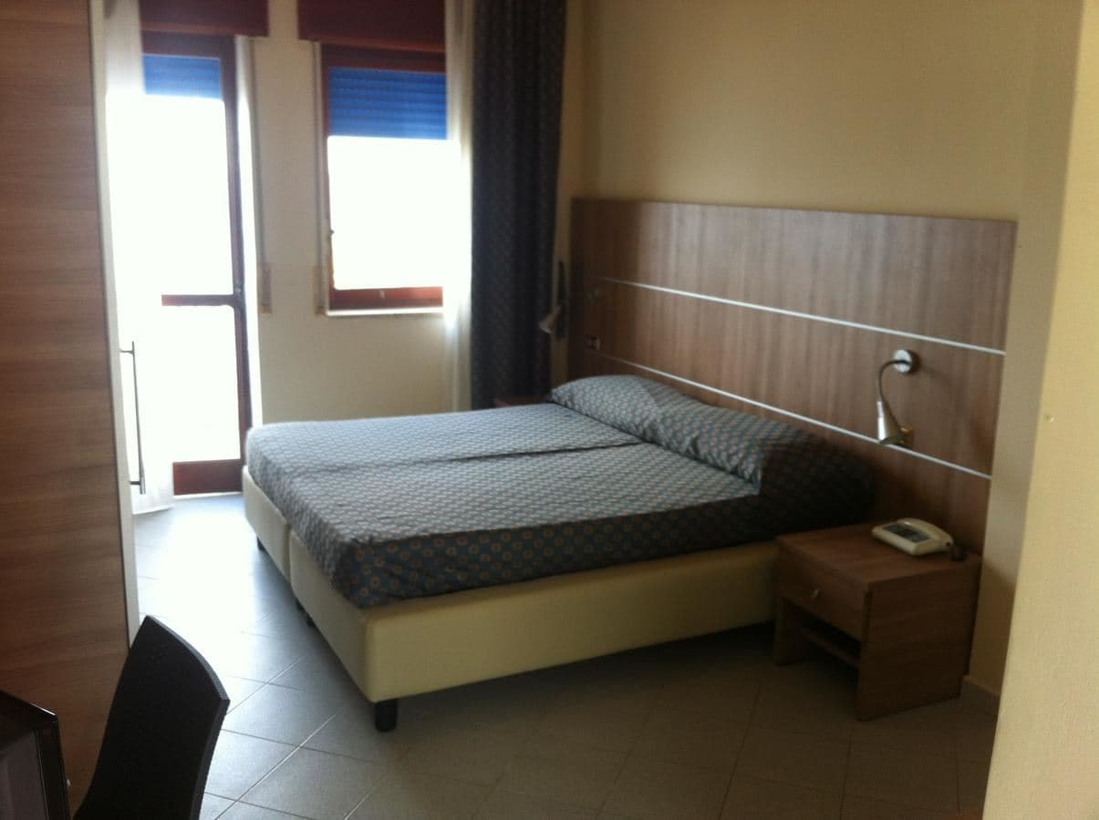 rooms-promo-room