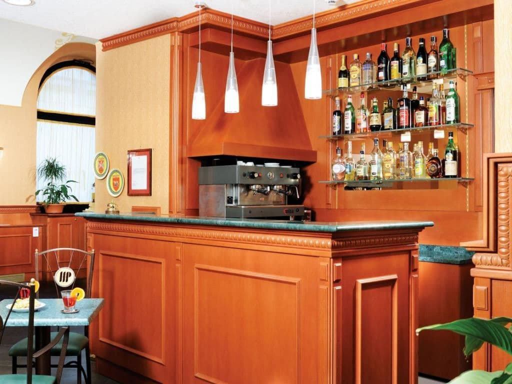 bars-bar