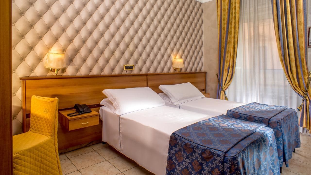 rooms-standard-room