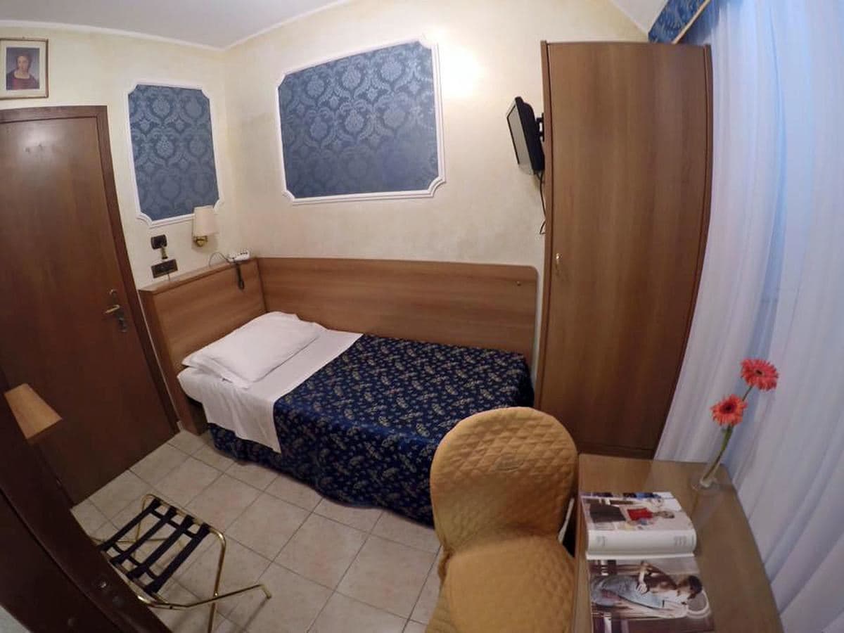 rooms-standard-single-room