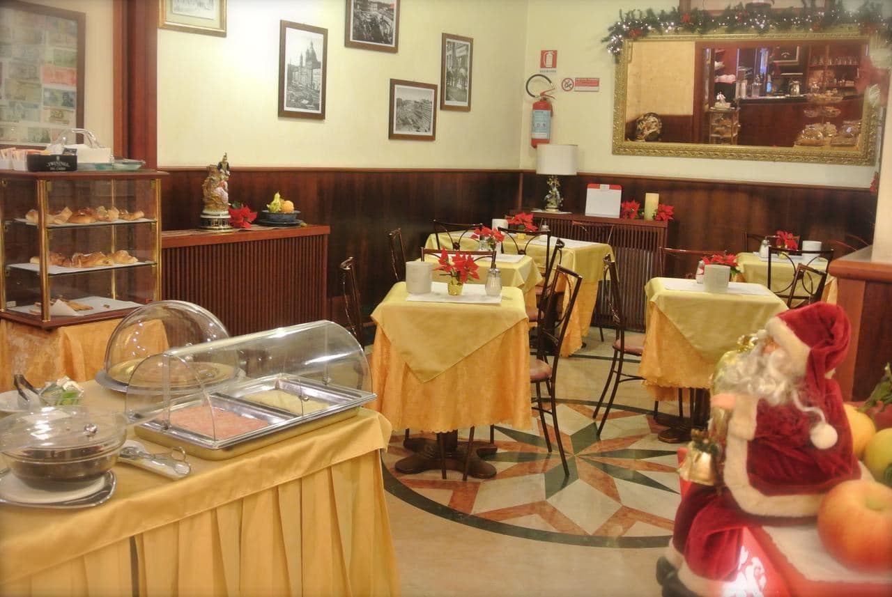 restaurants-breakfast-room