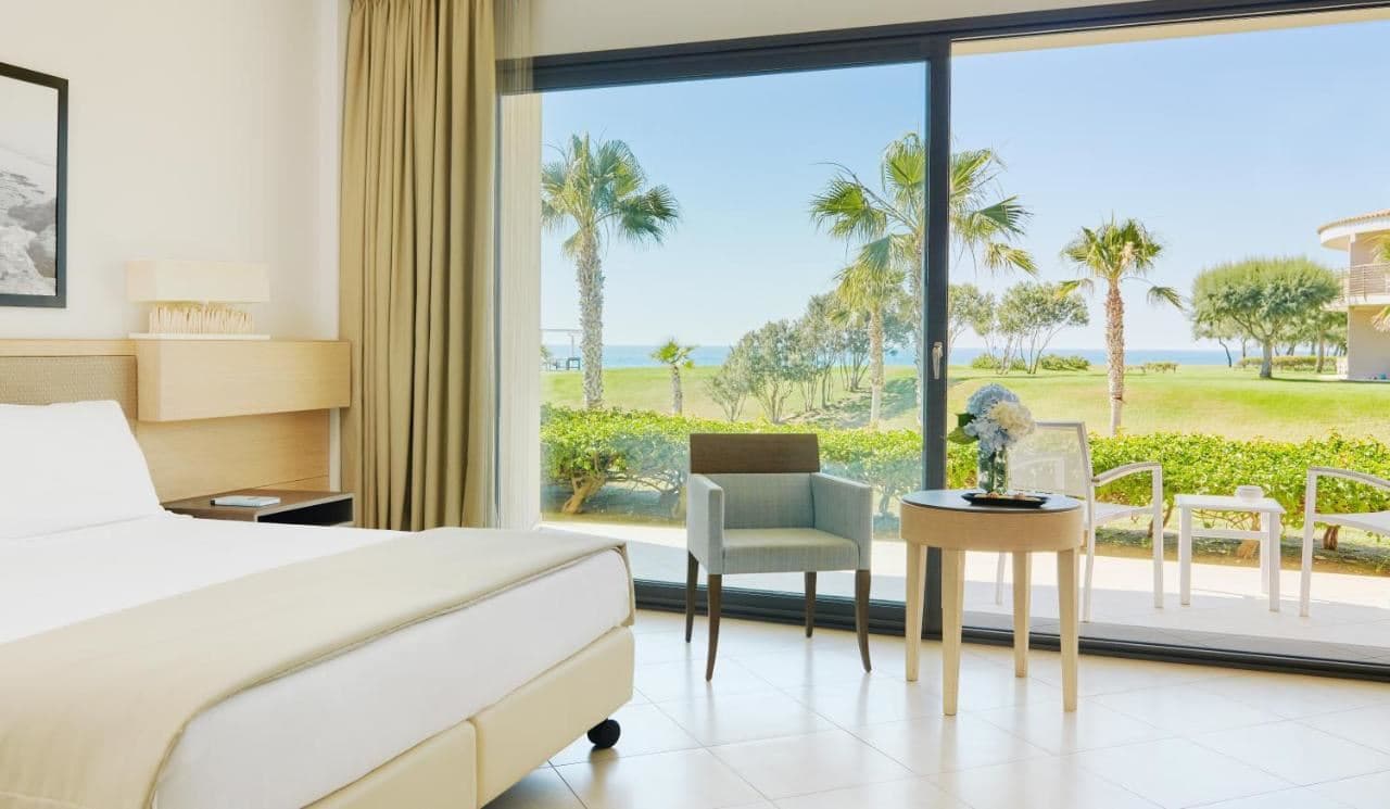 rooms-superior-sea-view-room