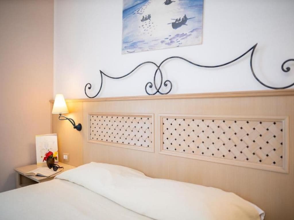 rooms-double-room
