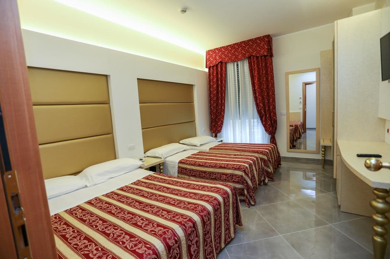 rooms-deluxe-room-with-balcony