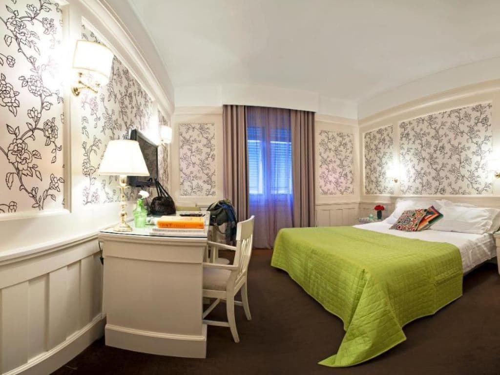rooms-triple-room