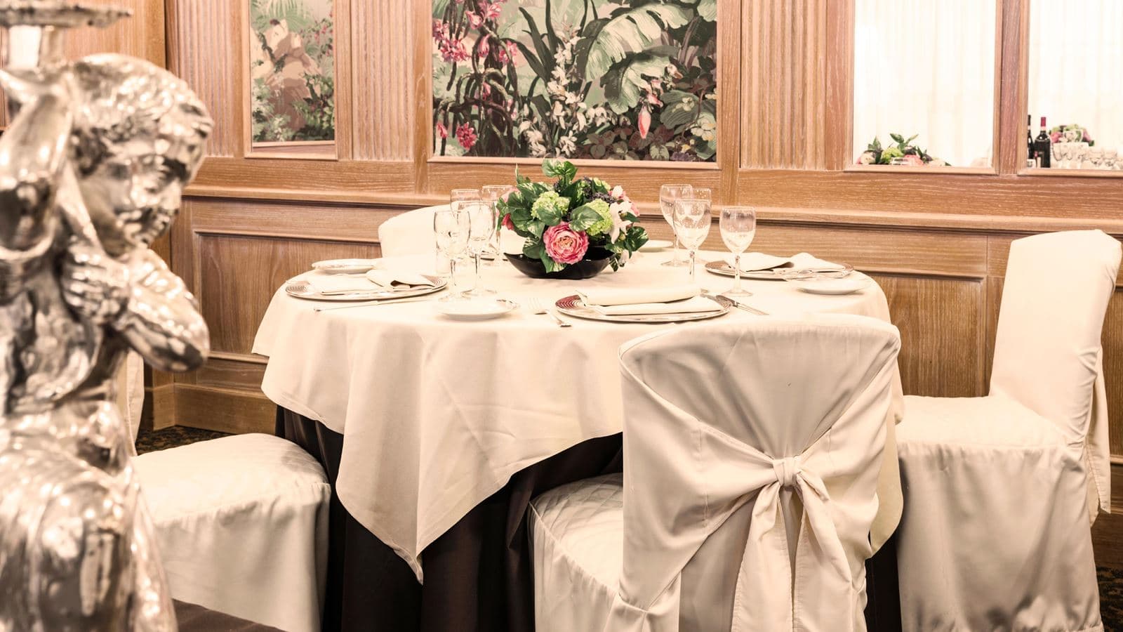 restaurants-restaurants