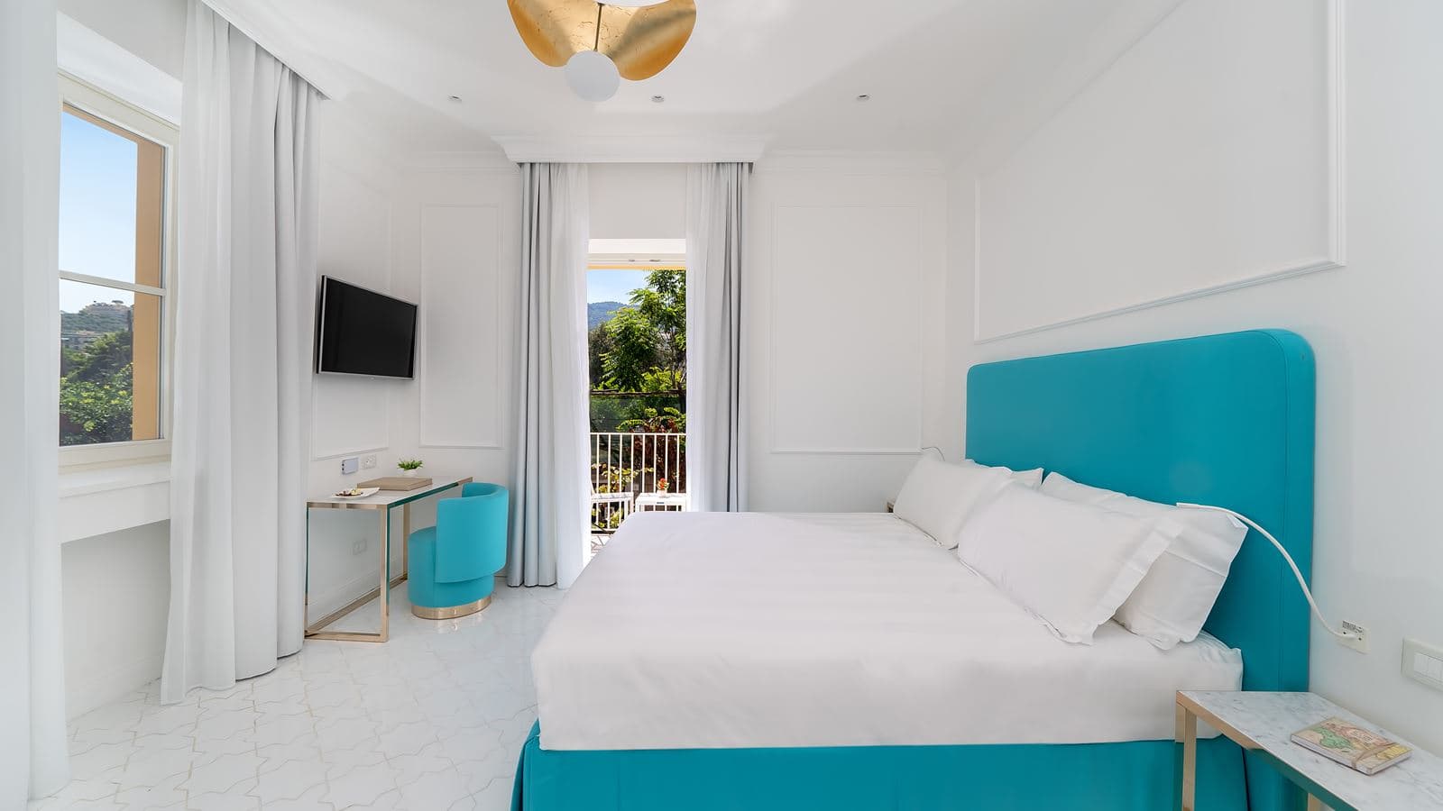 rooms-double-or-twin-superior-sea-view