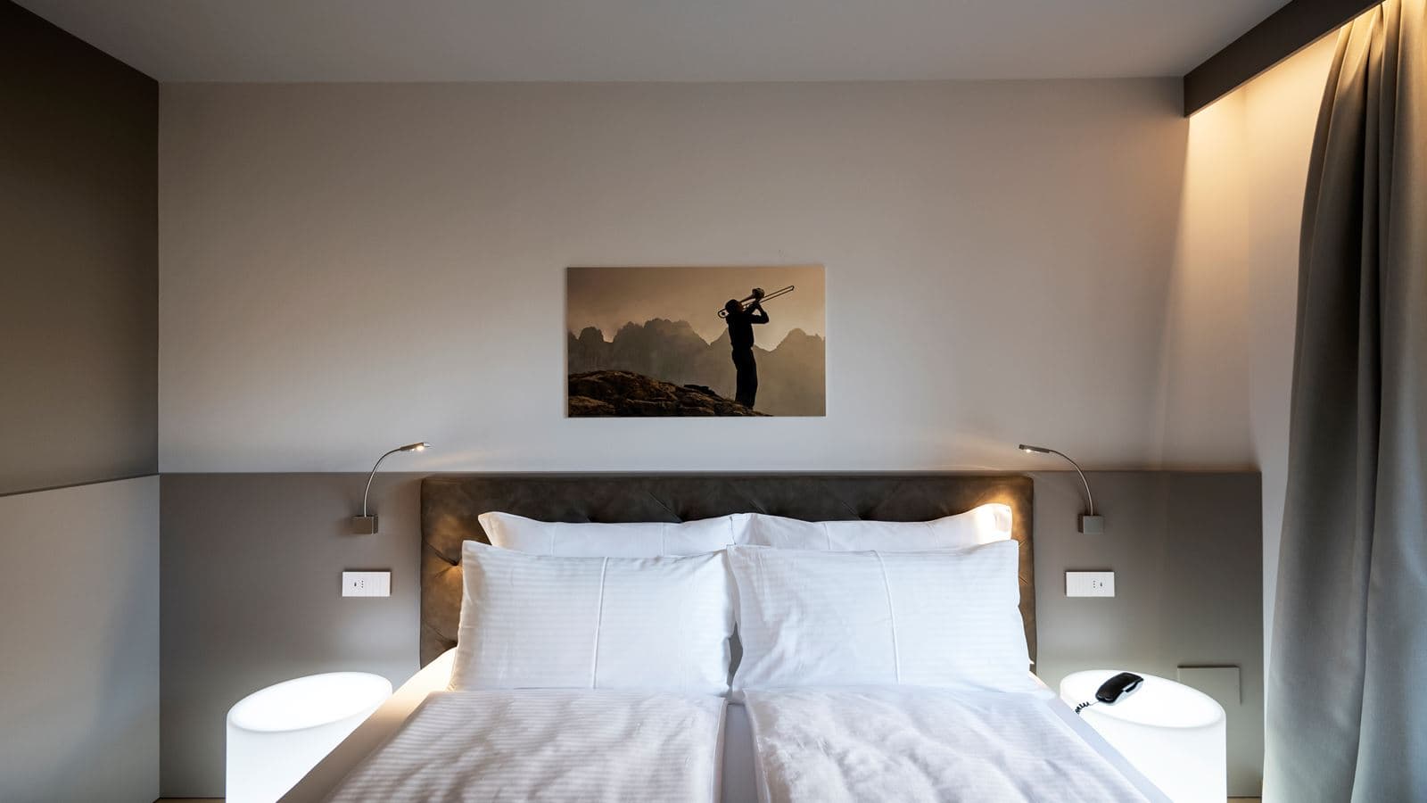 rooms-suite-deluxe-with-jacuzzi