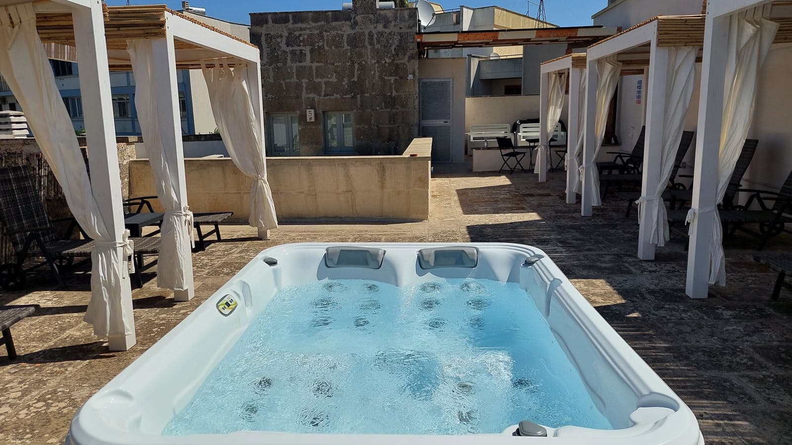 pools-pools