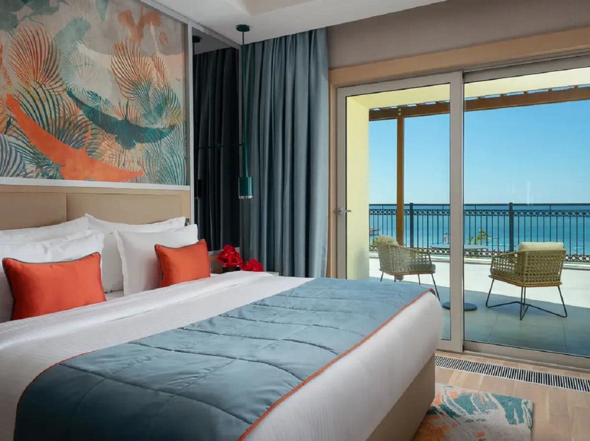 rooms-deluxe-suites