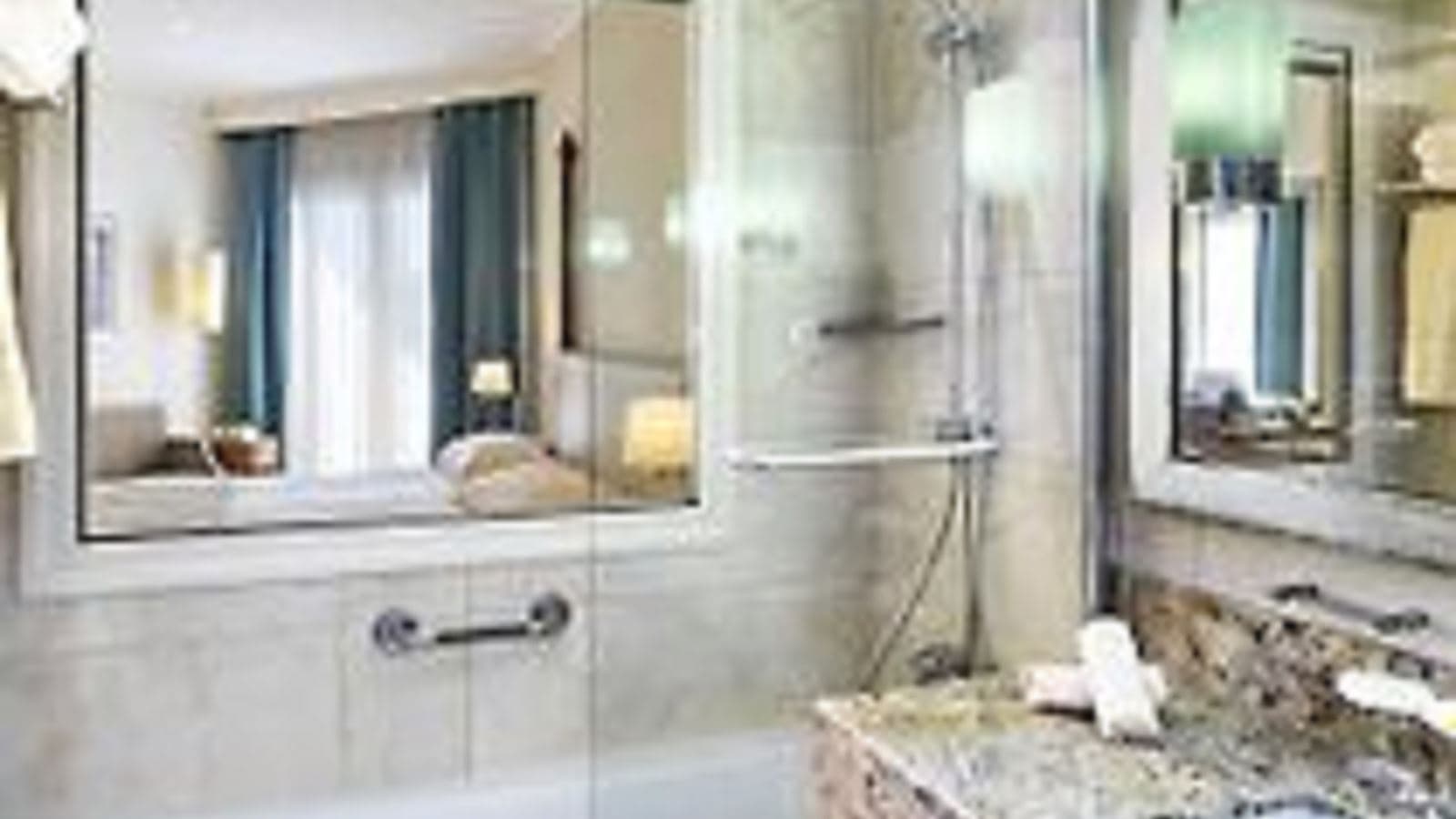 rooms-twin-superior-roomseaview