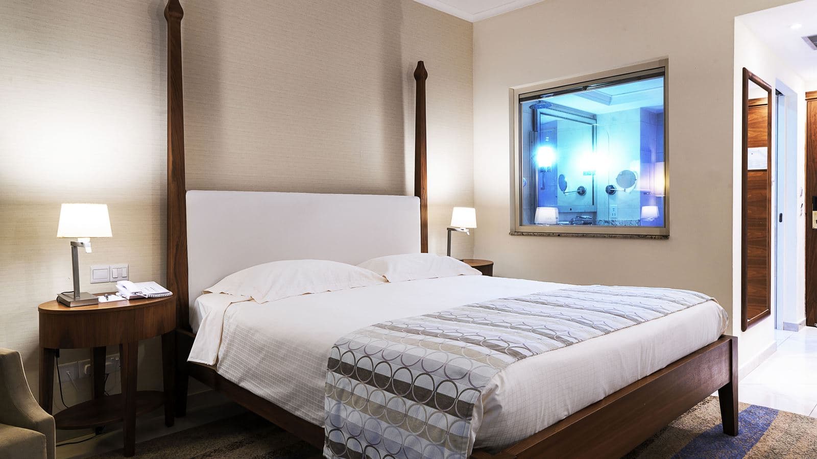 rooms-twin-deluxe-roomseaview