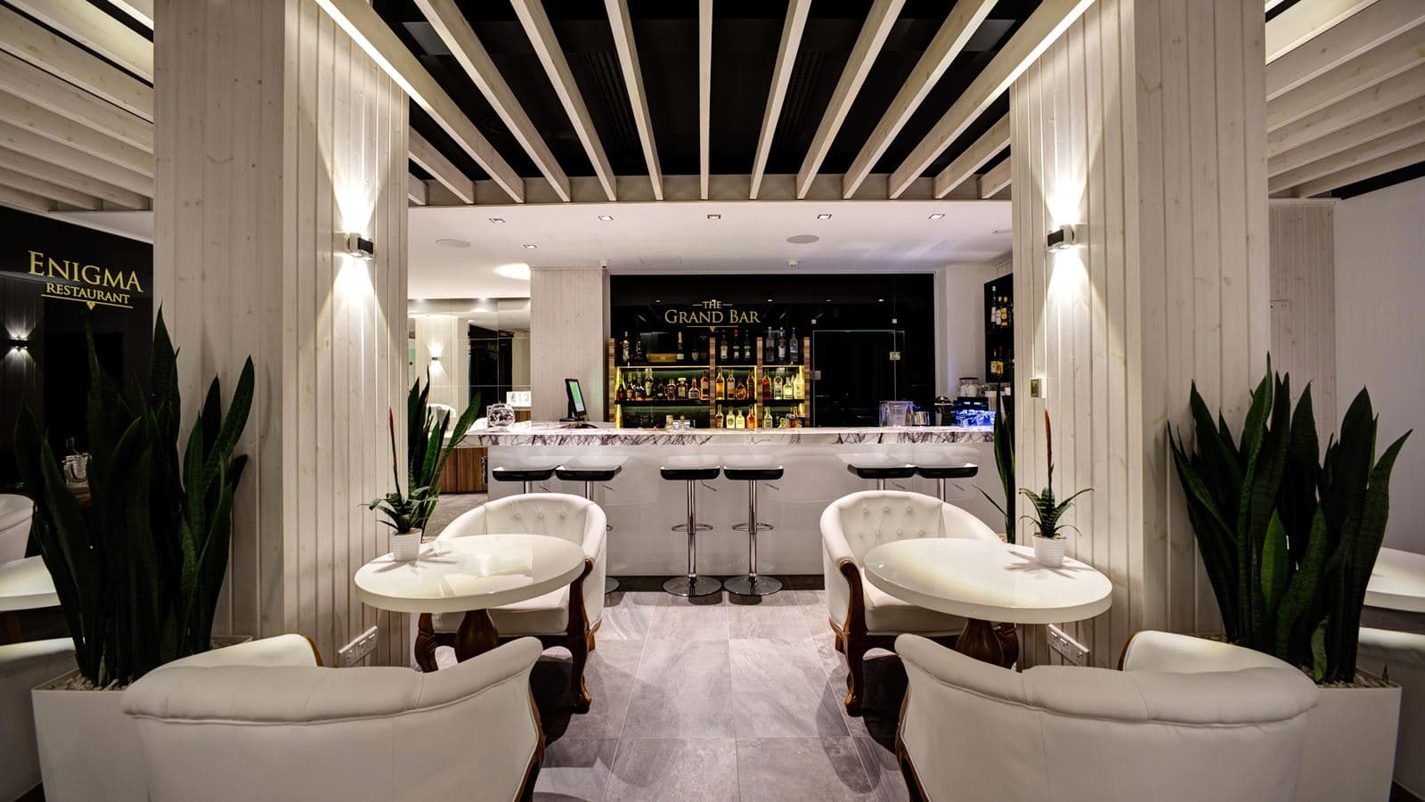 bars-the-grand-bar