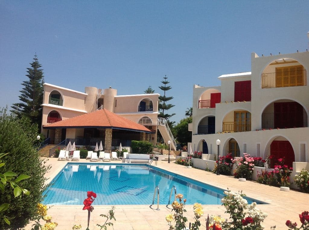 pools-outdoor-pool