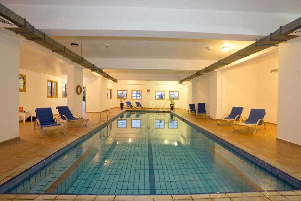 pools-indoor-pool