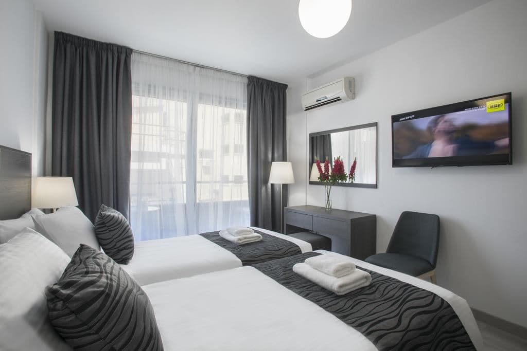 rooms-1-bedroom-superior-apartment