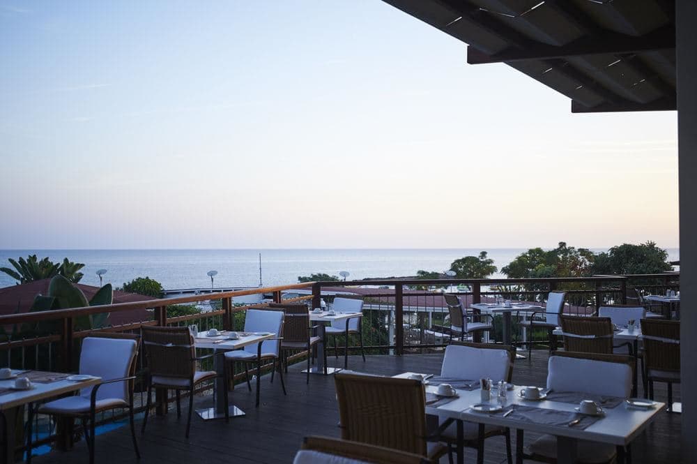 restaurants-restaurants