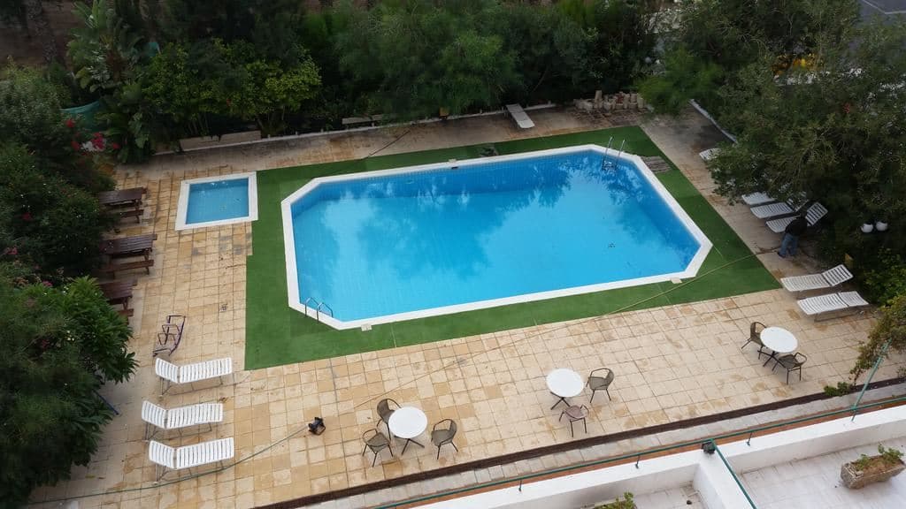 pools-outdoor-pool