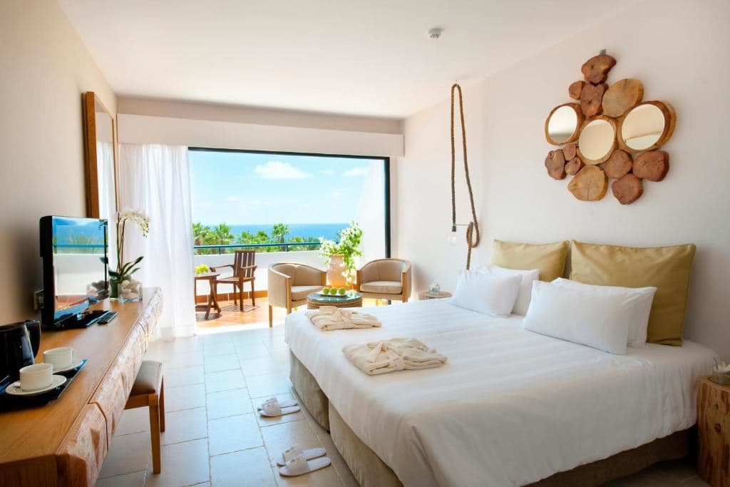 rooms-double-room-mountainview--balcony
