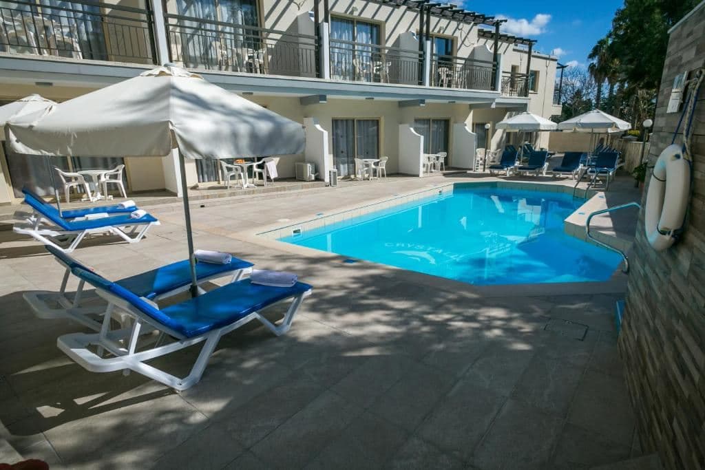 pools-outdoor-pool