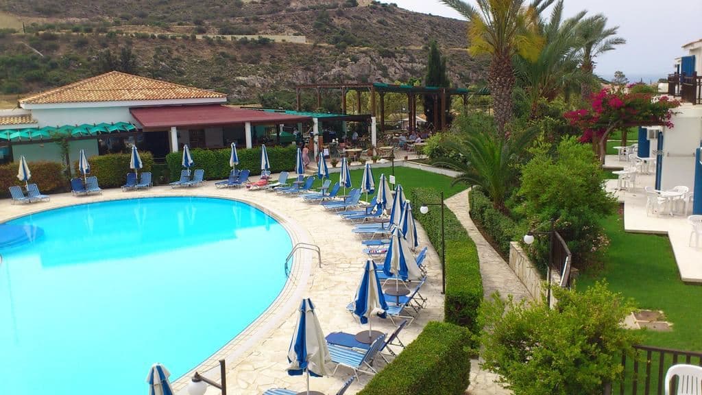 pools-outdoor-pool