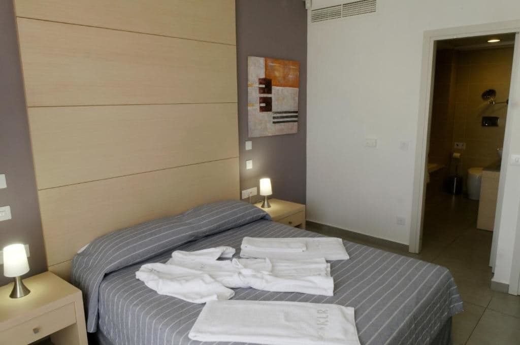 rooms-superior-suite-seaview