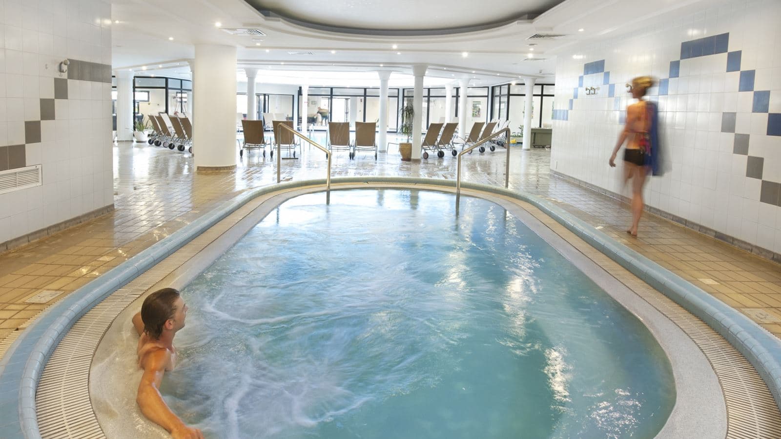 pools-indoor-pool