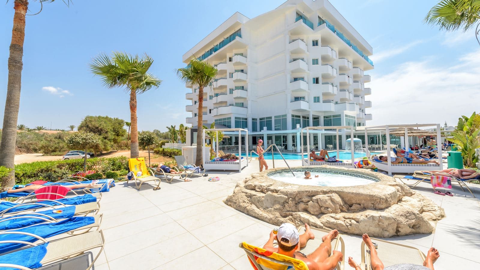 pools-outdoor-pool