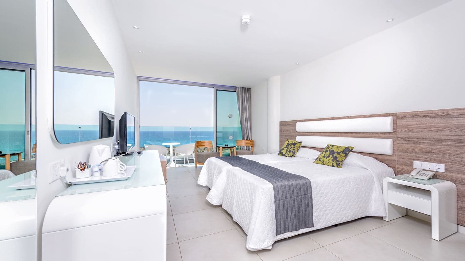 rooms-penthouse-seafront