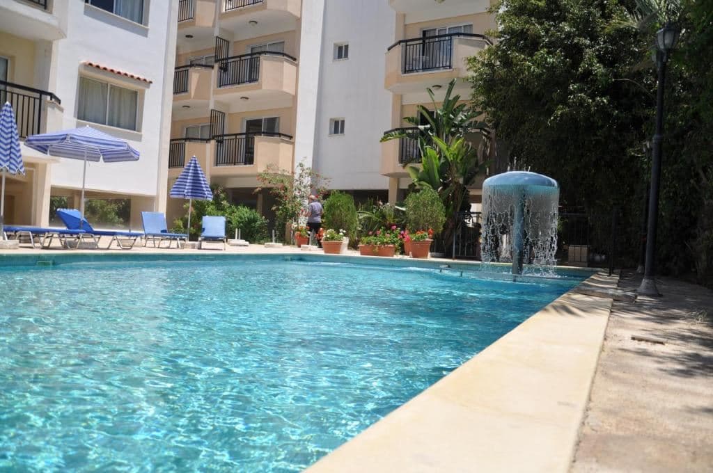 pools-outdoor-pool