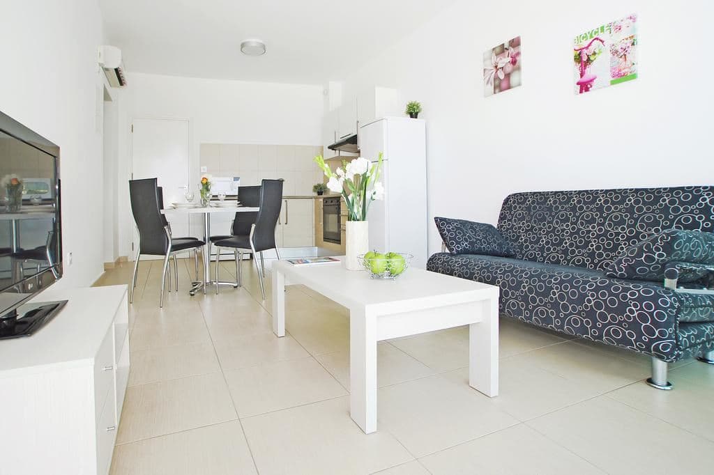 rooms-2-bedroom-superior-apartment-balcony-or-terrace