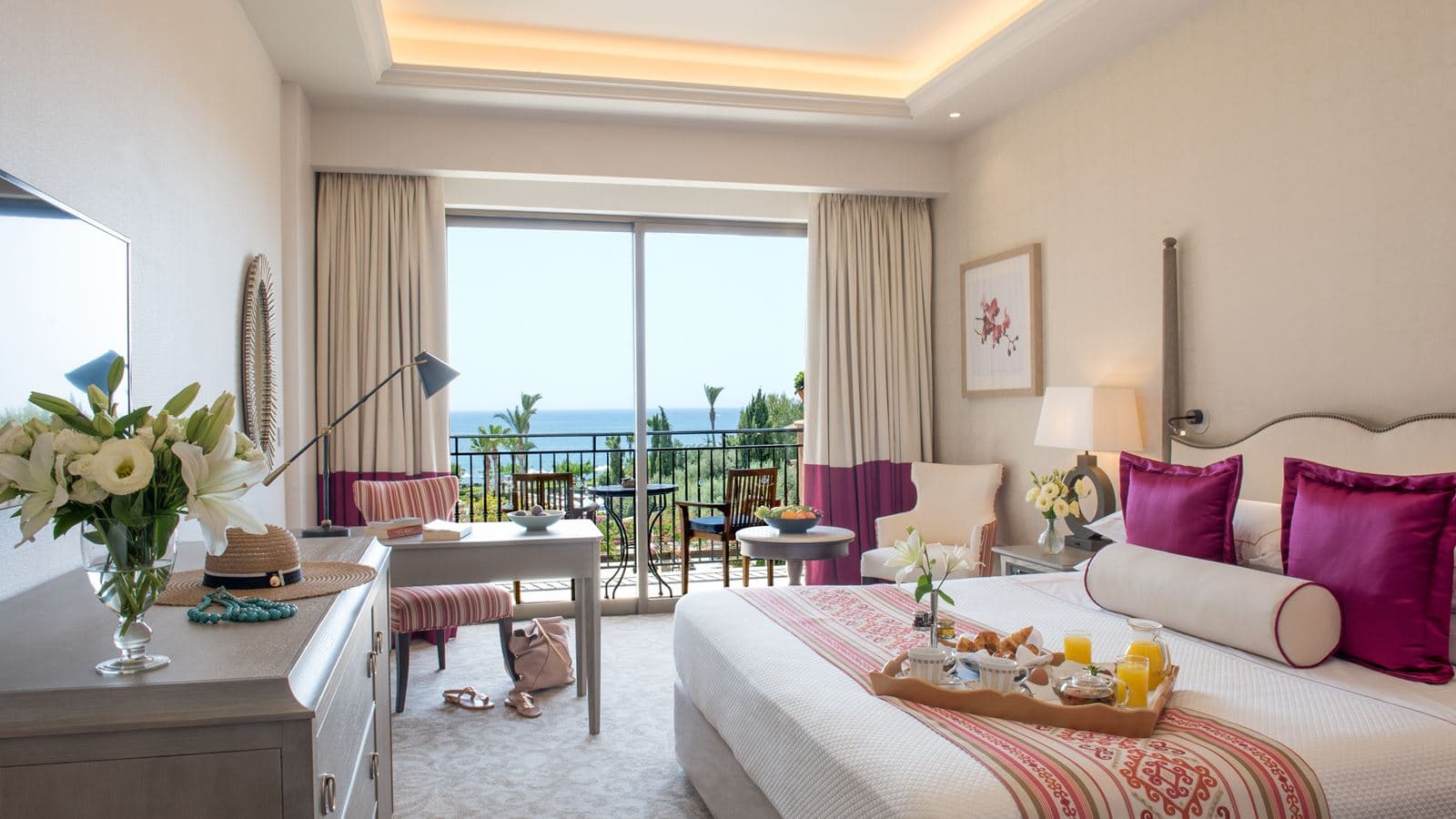 rooms-twin-deluxe-room-seaview