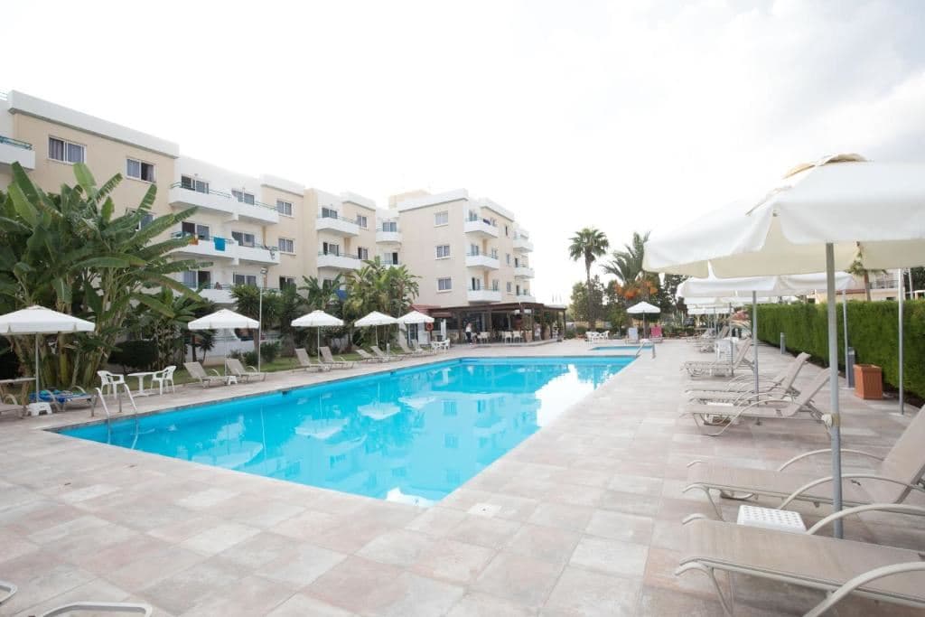 pools-outdoor-pool