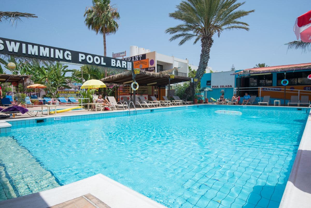 pools-outdoor-pool