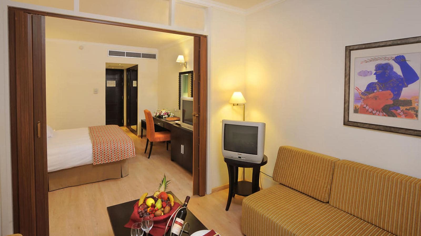 rooms-house-pool-view-one-bedroom