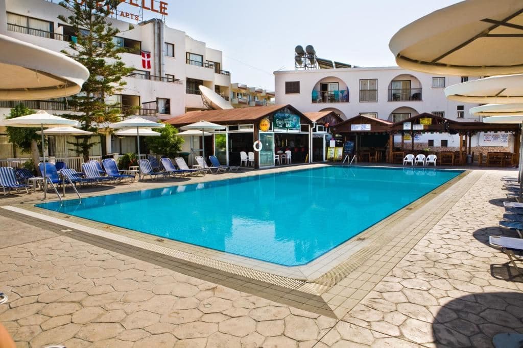pools-outdoor-pool