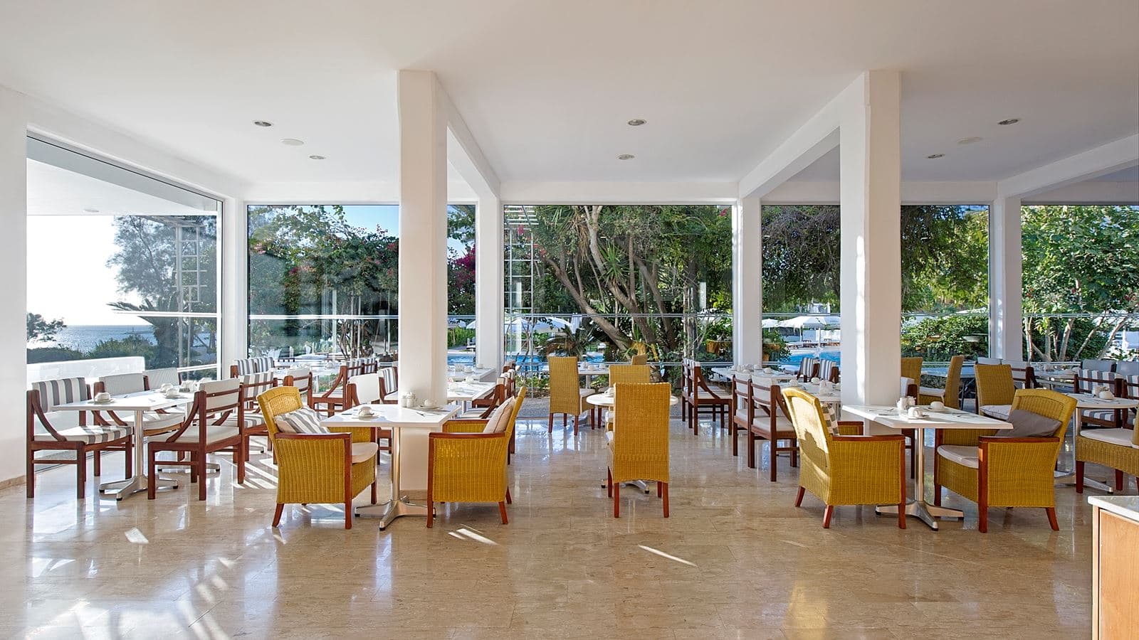 restaurants-café-calypso