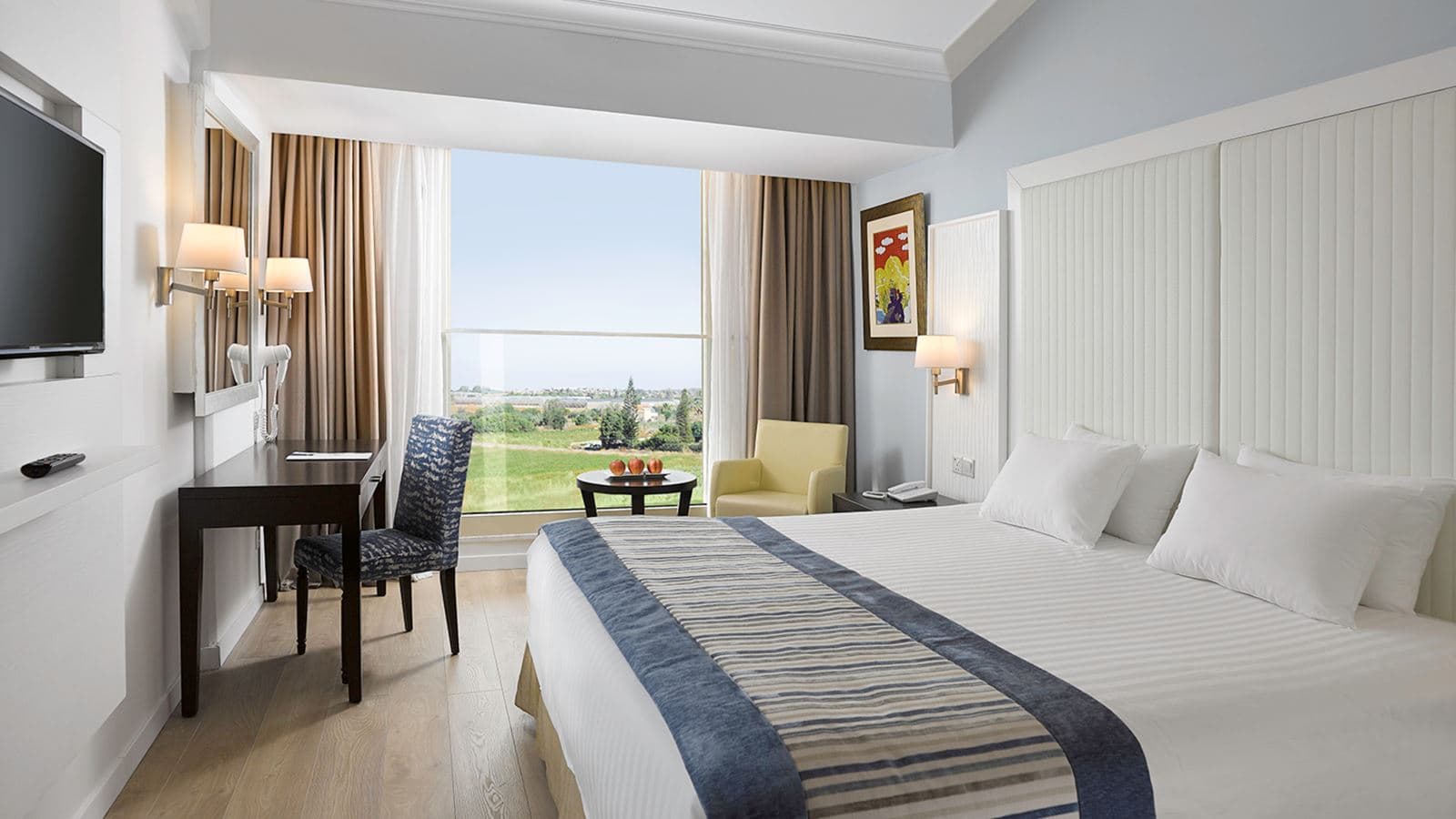 rooms-deluxe-room