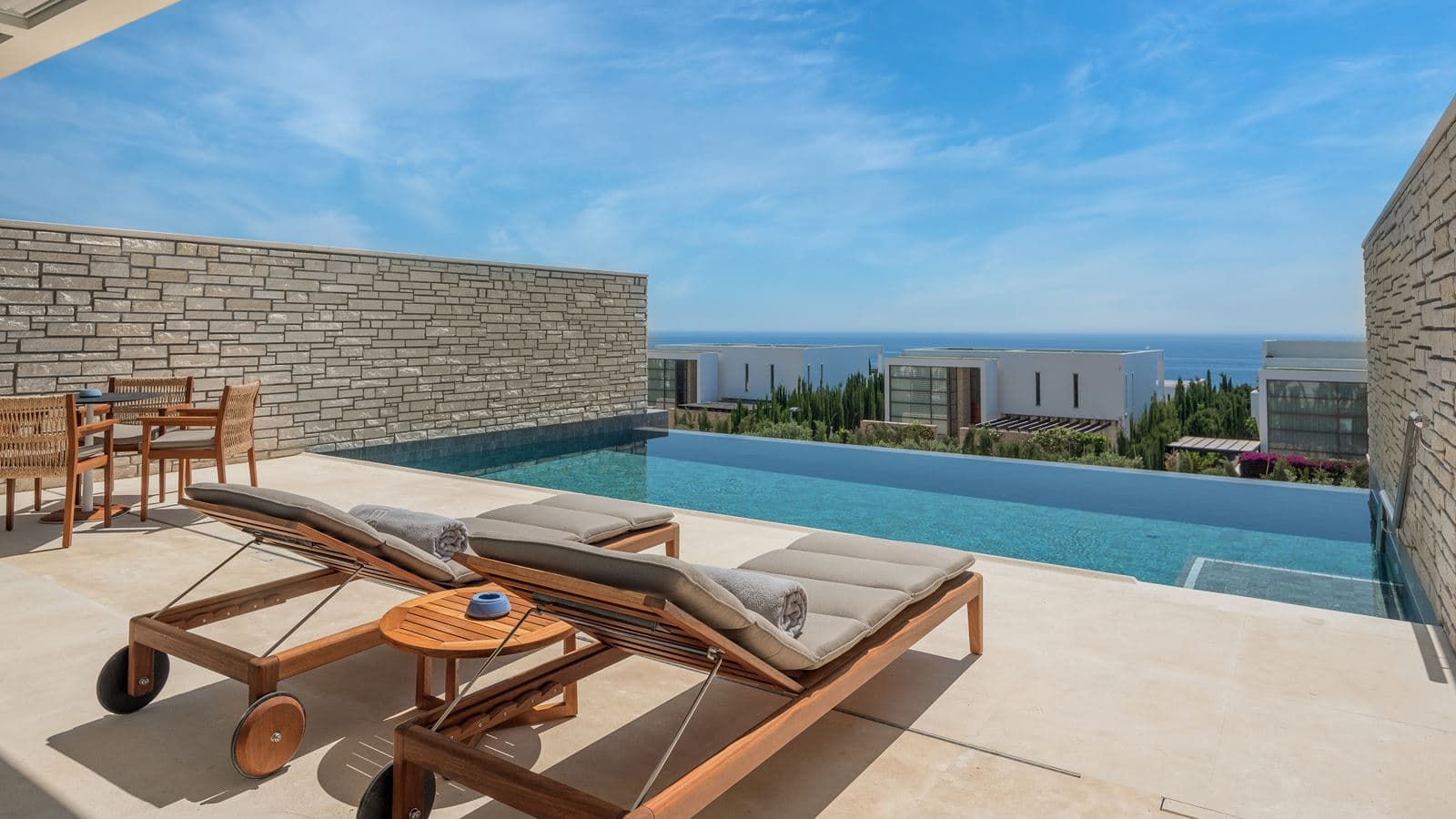 rooms-2-bedroom-suite-seaview-private-pool-