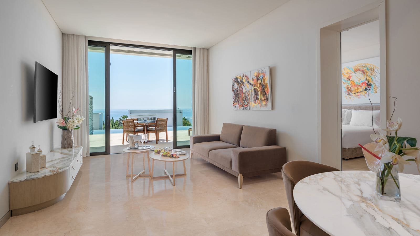 rooms-1-bedroom-suite-seaview-private-pool-
