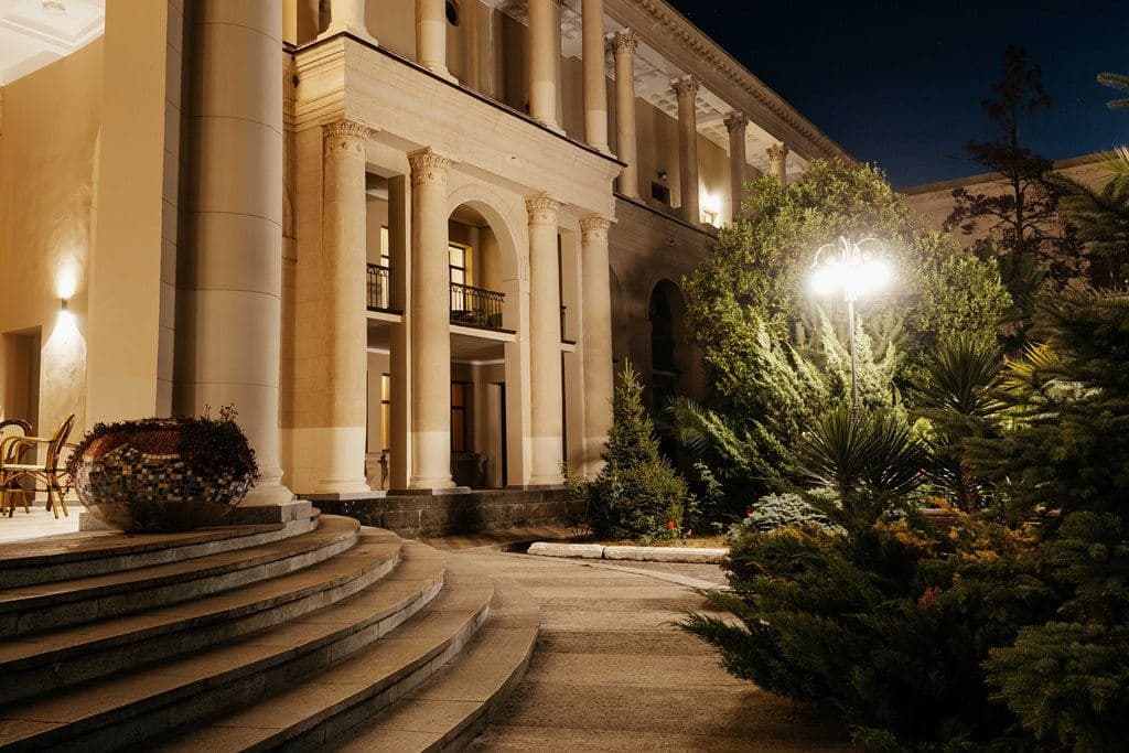 general-main-building