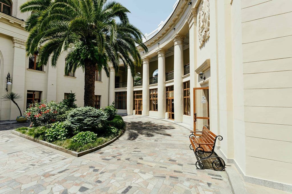 general-main-building