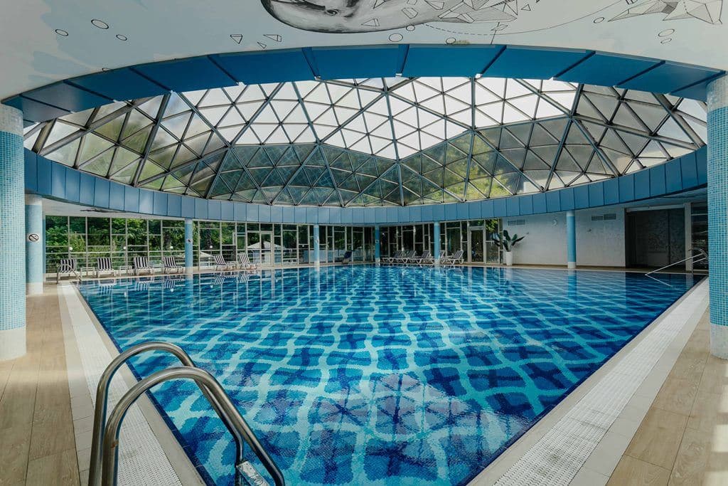 pools-indoor-pool