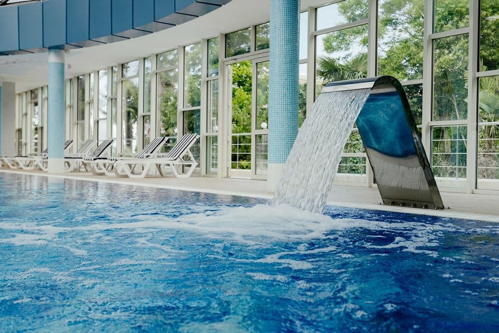 pools-indoor-pool