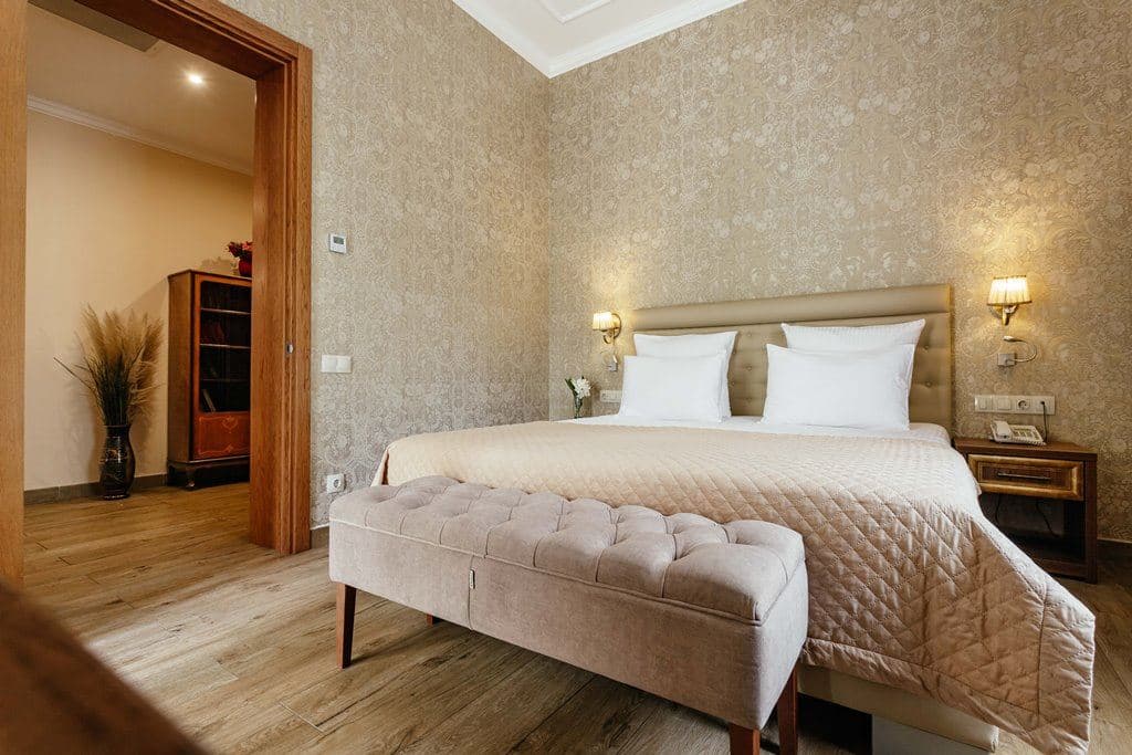 rooms-apartment-3-rooms-terrace-parkmountain