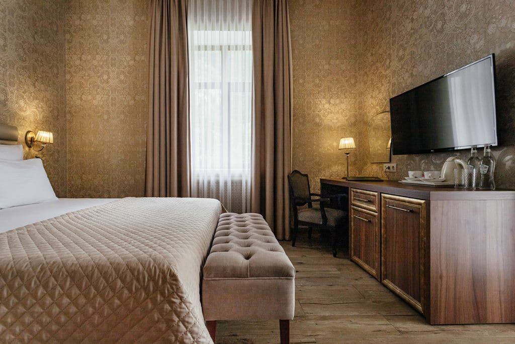 rooms-apartment-3-rooms-terrace-parkmountain